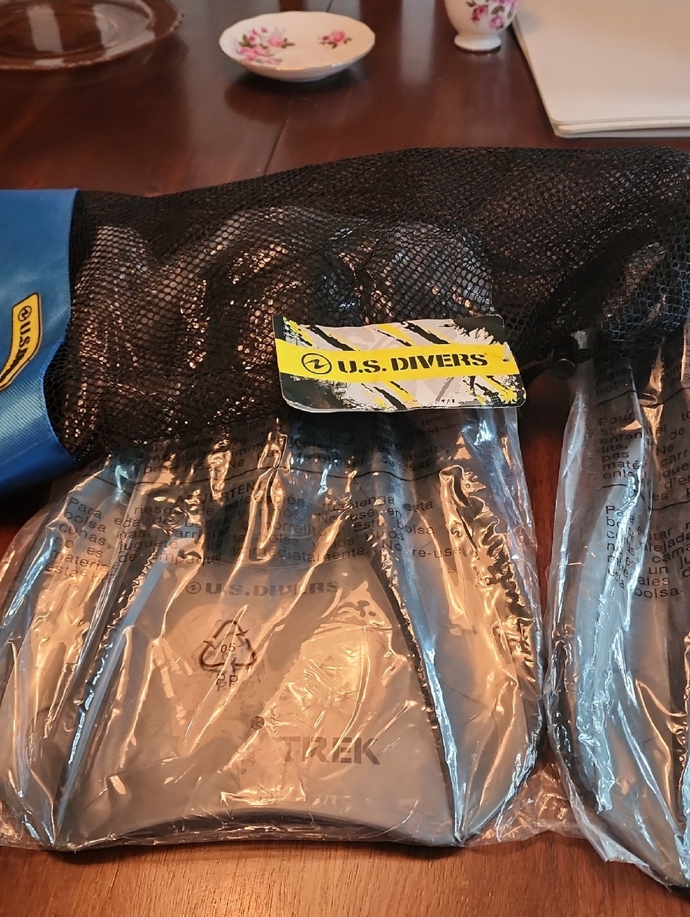 U.S. Divers Trek 2 Swim Fins in Black Size Small